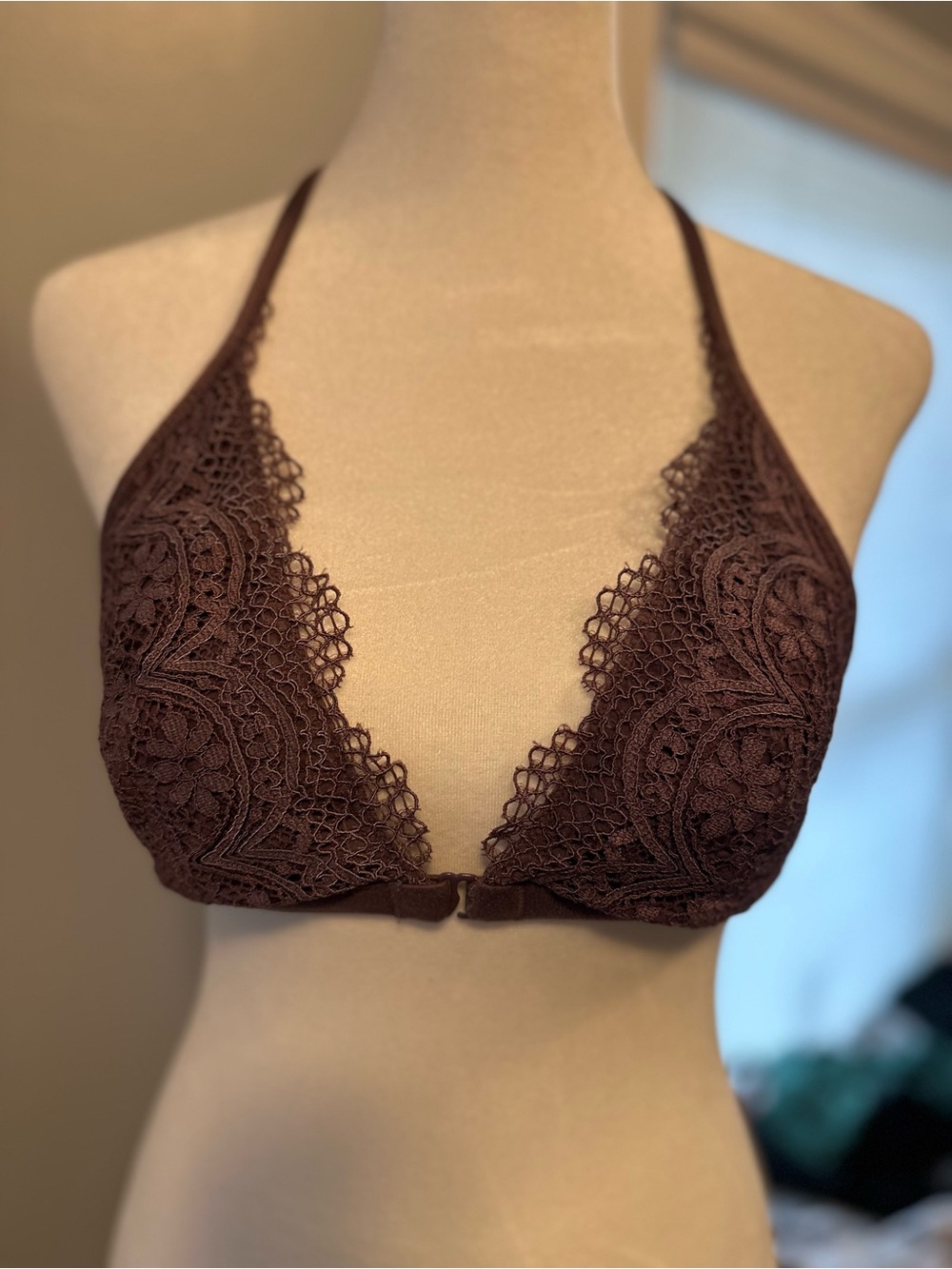 Victoria's Secret Brown Lace Front-Close Bralette